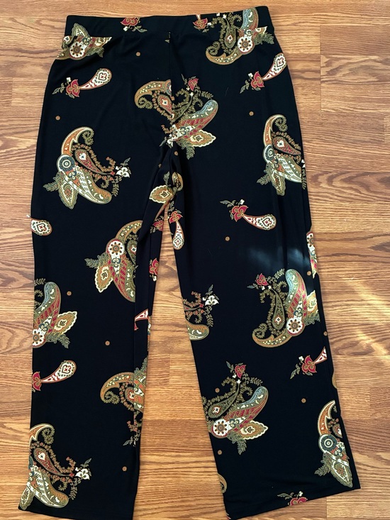 Vince Camuto Pants - Vince Camuto Black Paisley Wide-Leg Pants with Red & Gold Accents